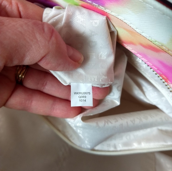 Kate Spade New York Large Vegan Leather City Streets Spring Floral Tote Handbag - Picture 6 of 12